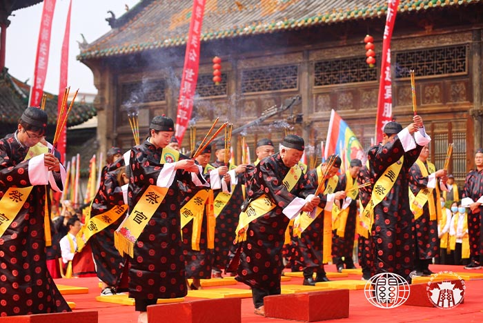 11南陽賒店文化節祭拜場面.jpg