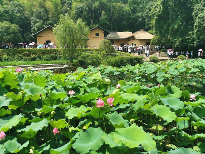 1 湖南韶山开国领袖毛泽东旧居.jpg